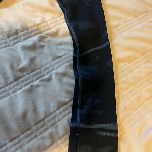 Lululemon Athletic Jacket size 2. - Picture 7 of 10